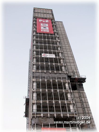 Sparkassenhochhaus 'langer Oskar' in Hagen vor der Sprengung